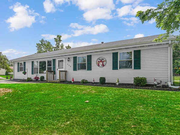 328 Midway Dr, Valparaiso, IN 46385