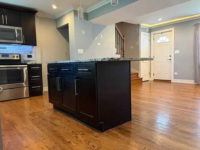 5129 W 64th Pl — Photo 7