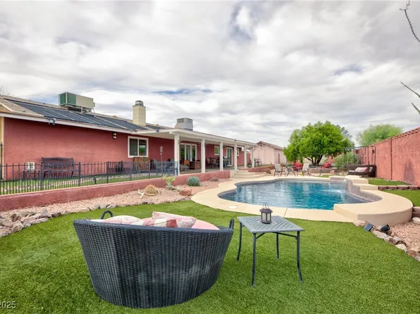 7415 Constantinople Ave, Las Vegas, NV 89129