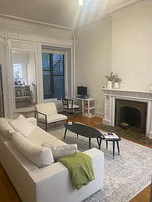 Rented by Compass | media 8