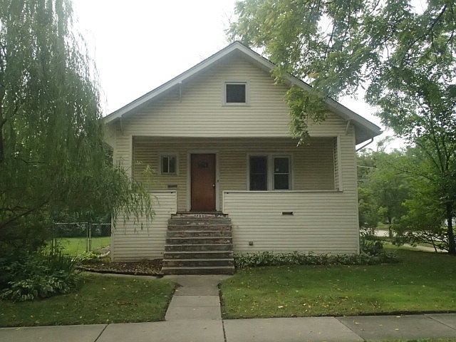 1st image of 1703 Prospect Ave