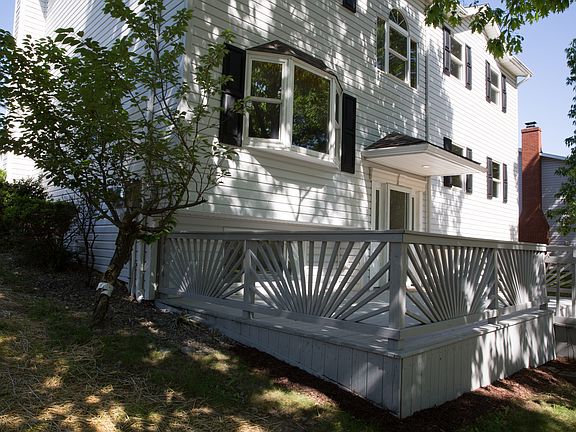 3rd image of 110 Kirkwood Dr