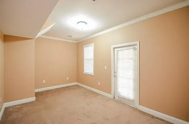3 bed, 2.5 bath, 1788 sqft, $2,900 — Photo 4