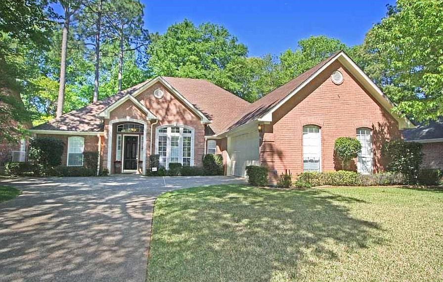 1st image of 3731 Long Leaf Dr
