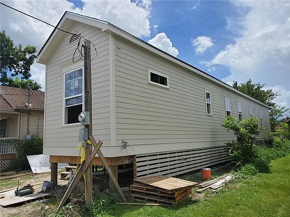 2nd image of 3318 N Prieur St