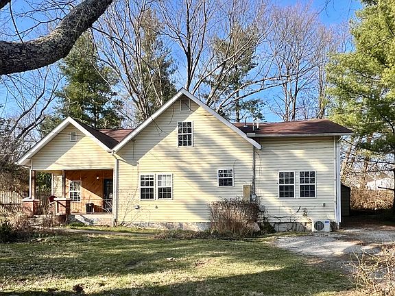 3rd image of 426 Rosedale Ave