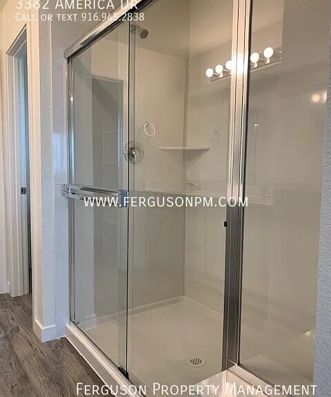 3382 America Dr — Photo 14