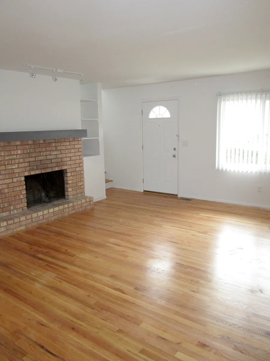 Building Photo - 3523 Kent Ct