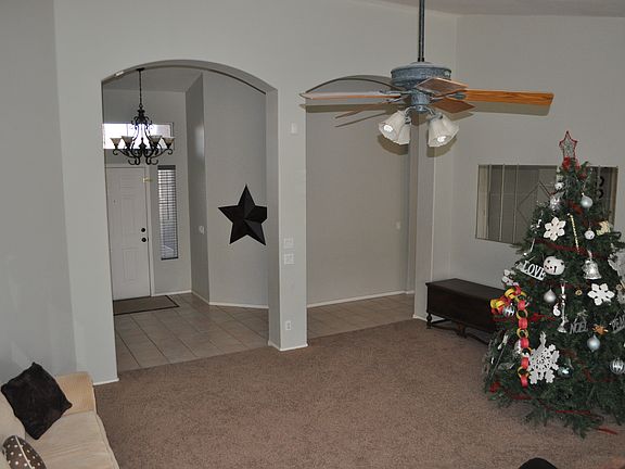 4th image of 1410 N Roadrunner Dr