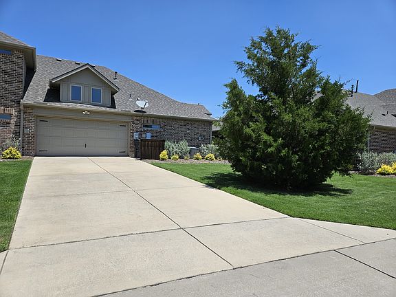 3rd image of 4211 Pavonia Ln
