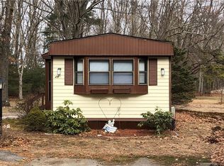 49 Airport Rd, Coventry, RI 02816