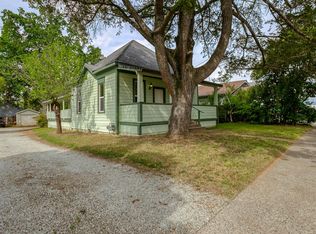 1042 Gilbert St, Redding, CA 96001