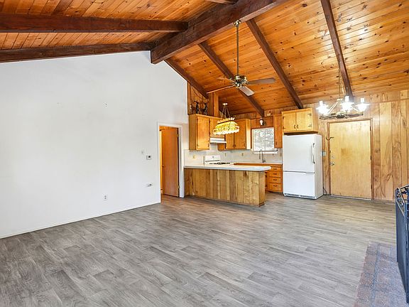 4th image of 1168 Jungfrau Dr