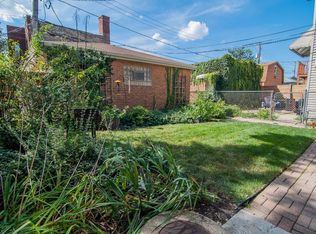 3300 N Springfield Ave, Chicago, IL 60618