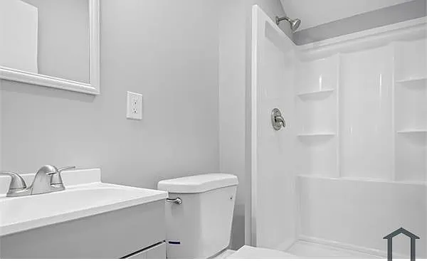 3 bed, 1461 sqft, $2,000 — Photo 2