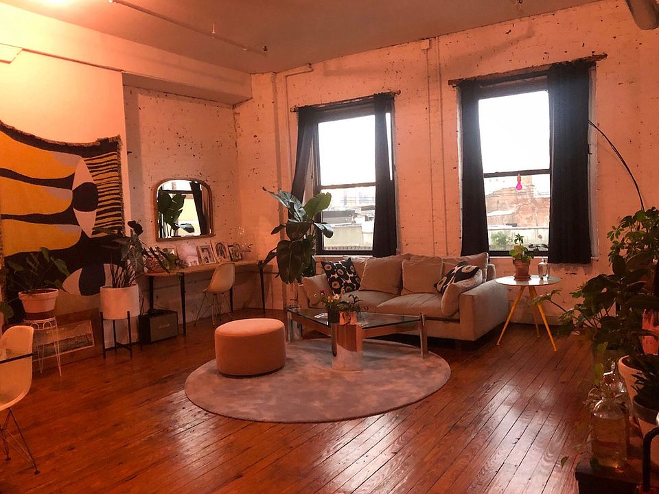 1st image of 260 Norman Ave #301