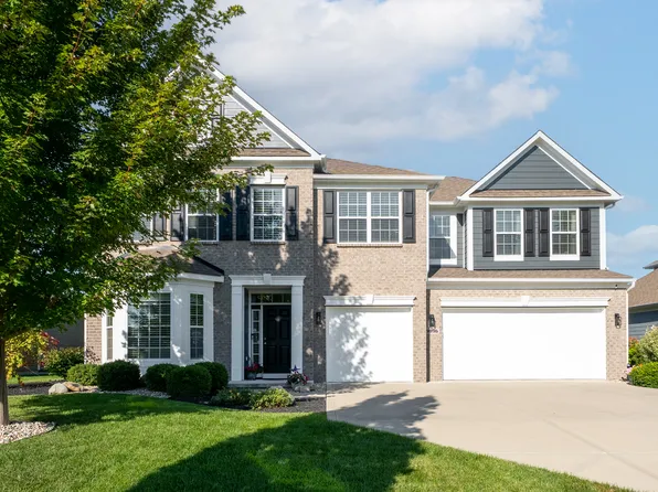 9896 Timberwood Ln, McCordsville, IN 46055