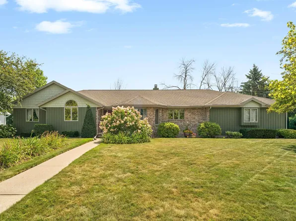 1337 Orchard Ct, Neenah, WI 54956