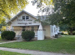 1300 N Cedar Ave, Hastings, NE 68901