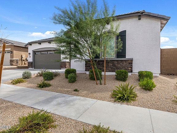 3rd image of 32623 N 22ND Drive