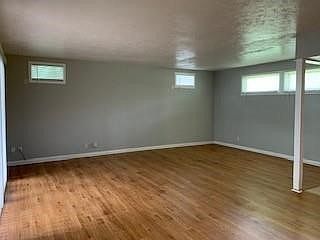 3rd image of 6073 Edgewater Dr