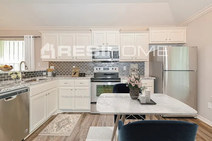 2513 Kirkley St — Photo 3