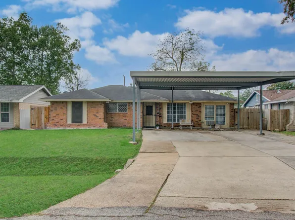 9223 Rockcliff Dr, Houston, TX 77037