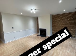 5900 Forest View Rd APT 1A, Lisle, IL 60532