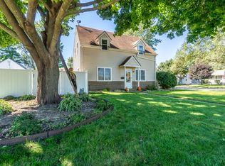103 E Elm St, Sun Prairie, WI 53590