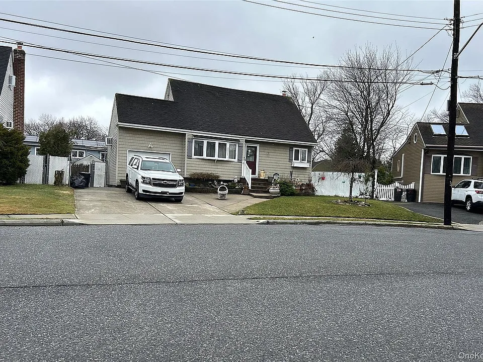 34 Karen St