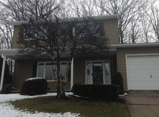 30 Tanya Dr, Hanover Township, PA 18706