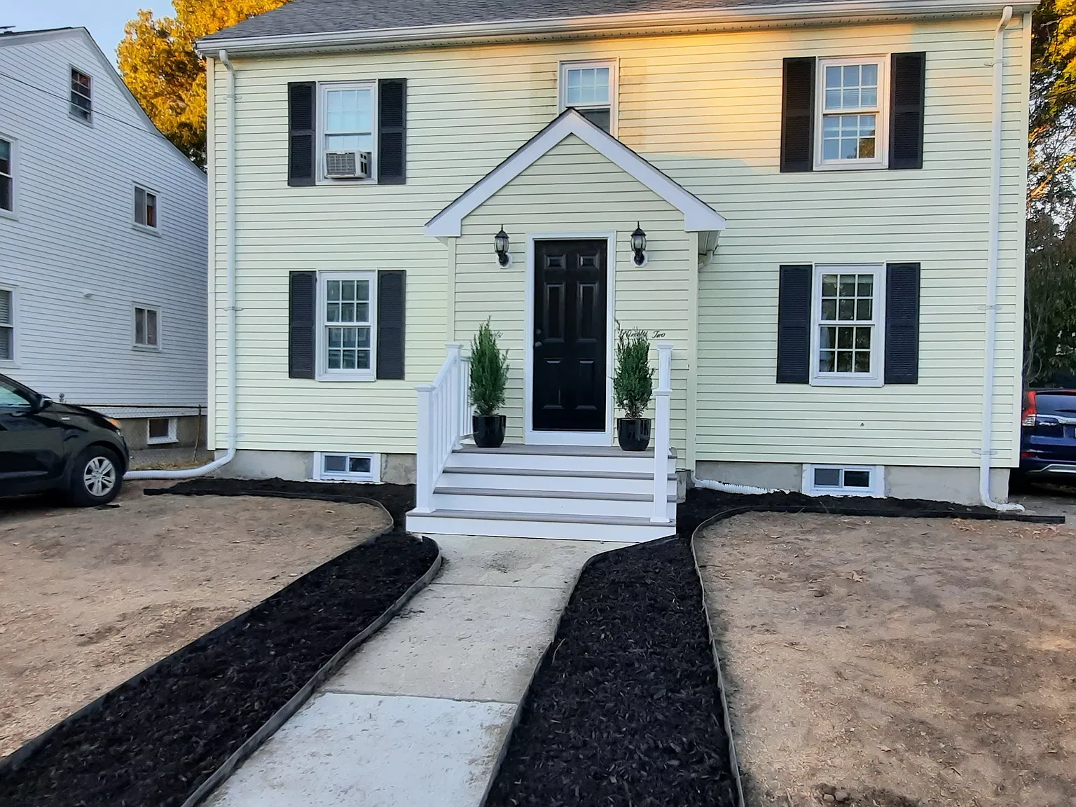 90 Fuller St — Photo 1
