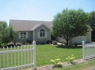 507 River Hills Rd, Mankato, MN 56001