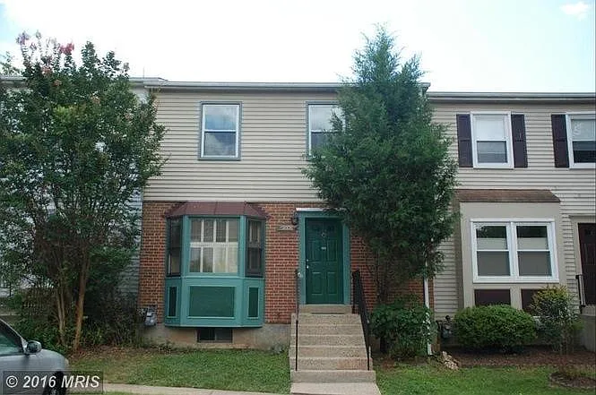 3005 Hickory Grove Court — Photo 2