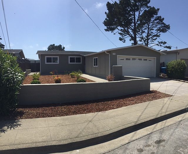 1st image of 1043 Manzanita Dr