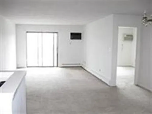 (undisclosed Address), Arlington, MA 02474