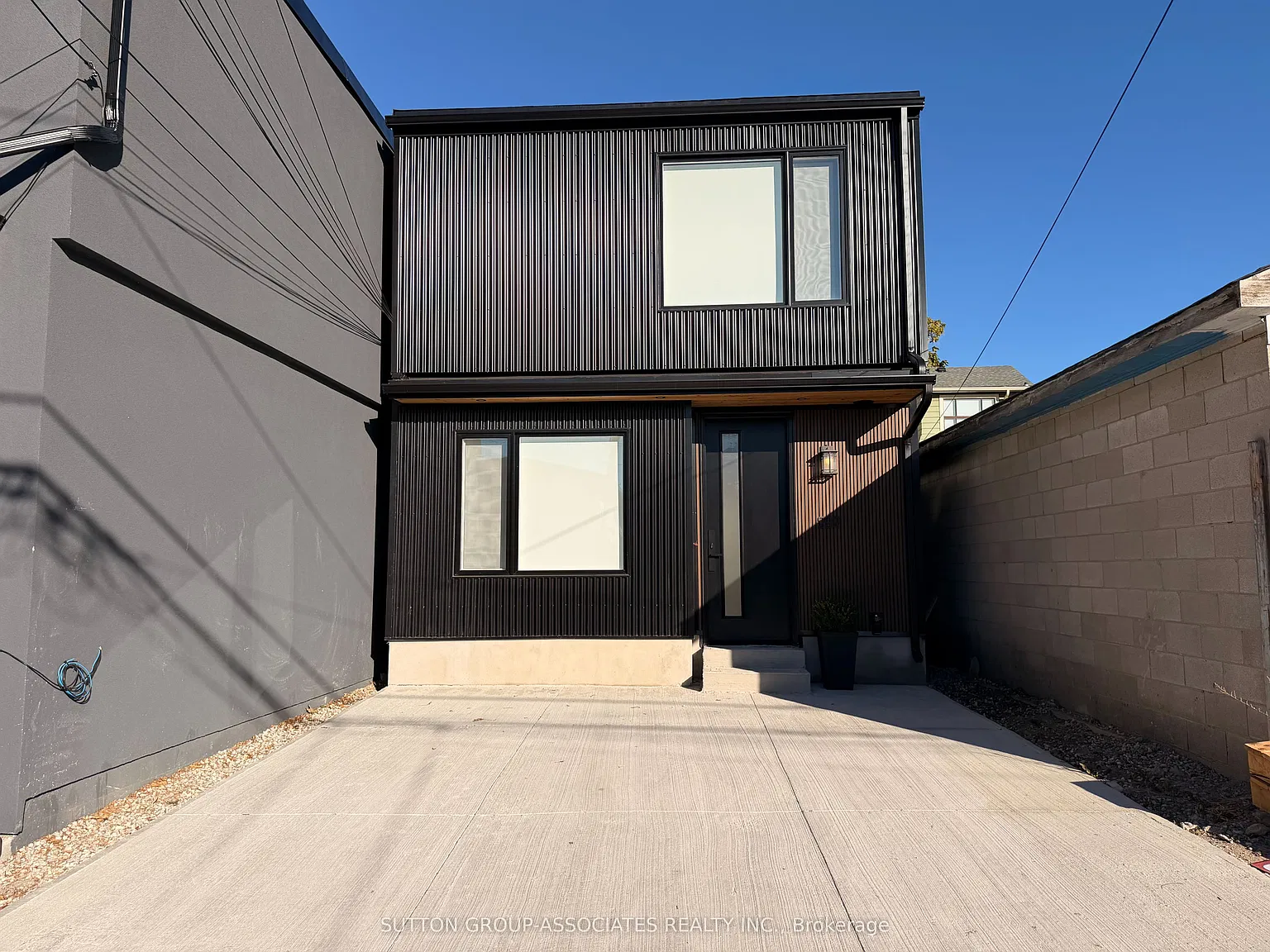 3 bed, $3,800 — Photo 2