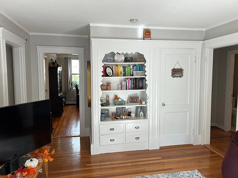 101 Elm St #1 — Photo 6
