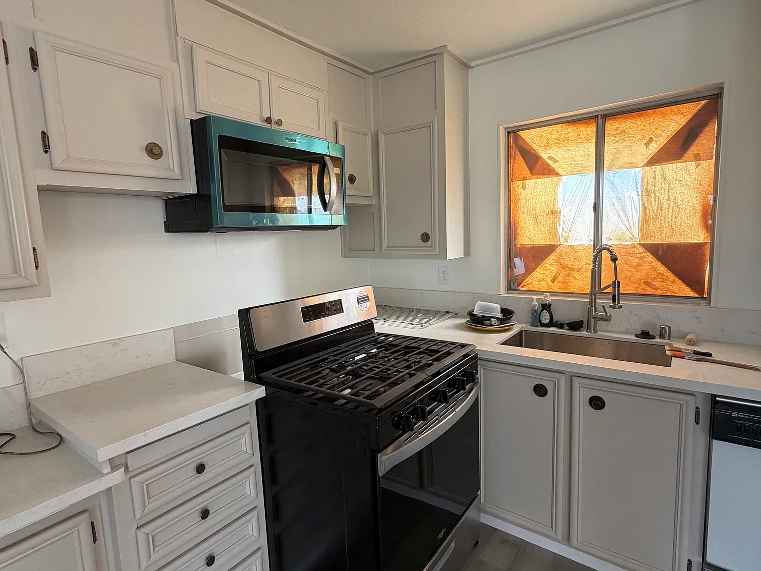 3 bed, 1440 sqft, $2,400 — Photo 1