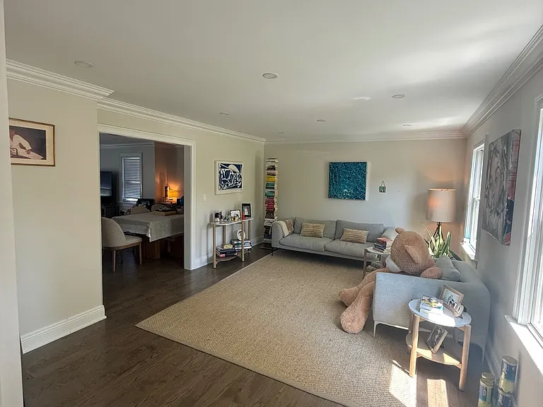 19 Lorraine Dr — Photo 9