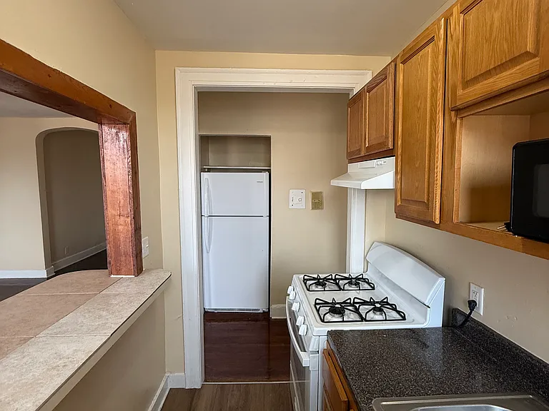 34 Hotchkiss St #C6 — Photo 7