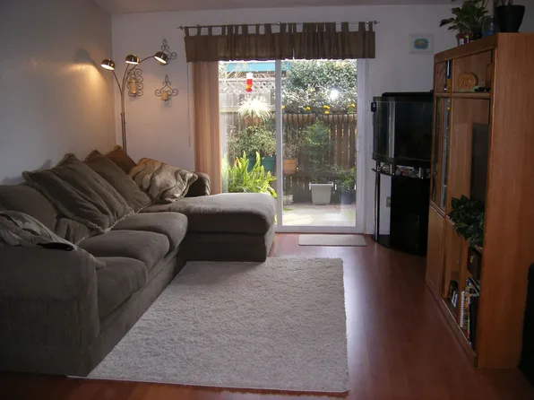 3308 Sherwood Ave APT 24, Modesto, CA 95350