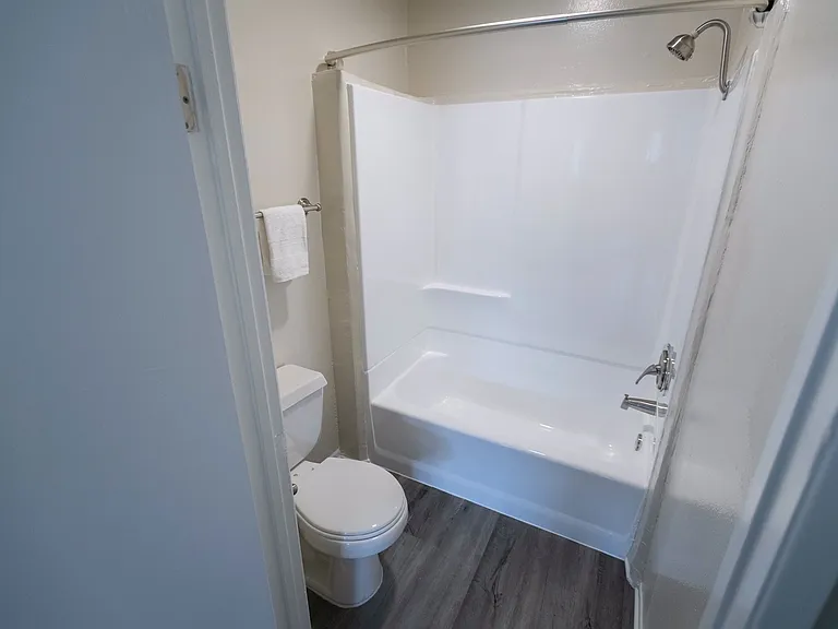 2039 North Las Palmas Ave — Photo 45