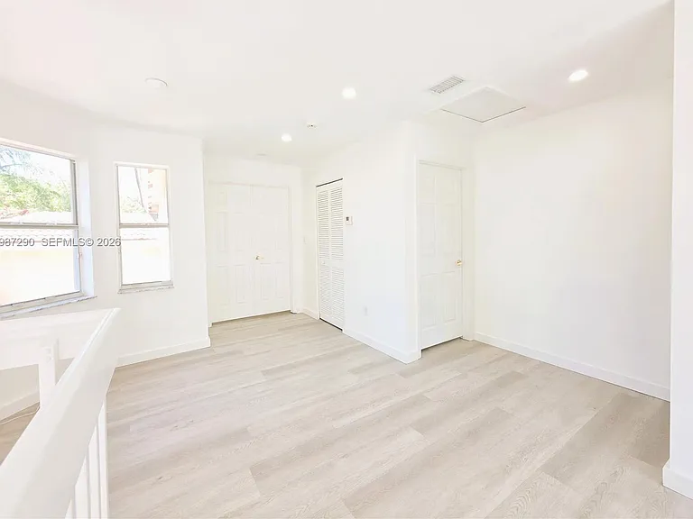 16404 Diamond Head Dr — Photo 25