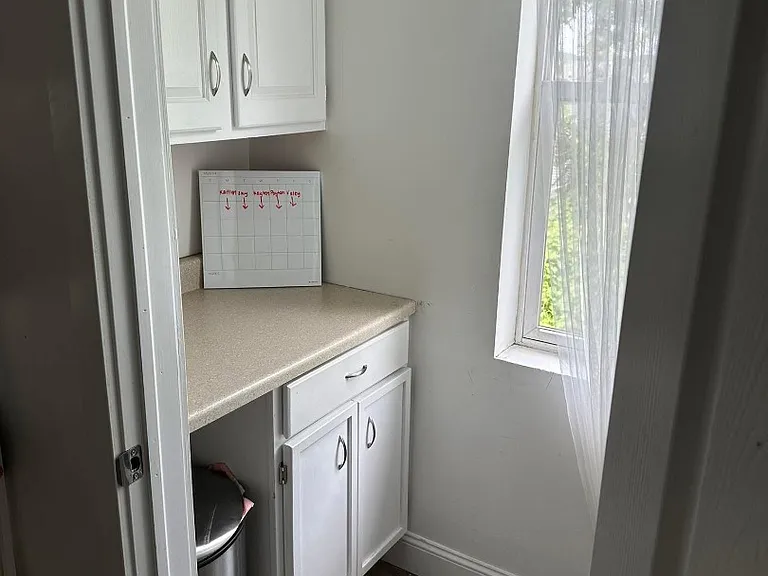 2557 W McMicken Ave — Photo 11