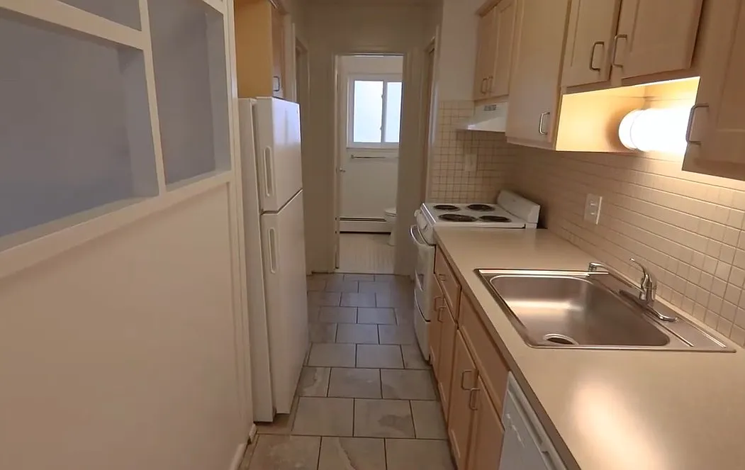 1 bed, 456 sqft, $1,095 — Photo 2