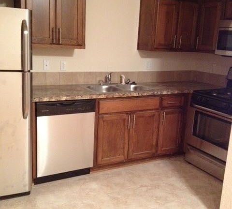 5th image of 3953 Warwick Blvd APT 3