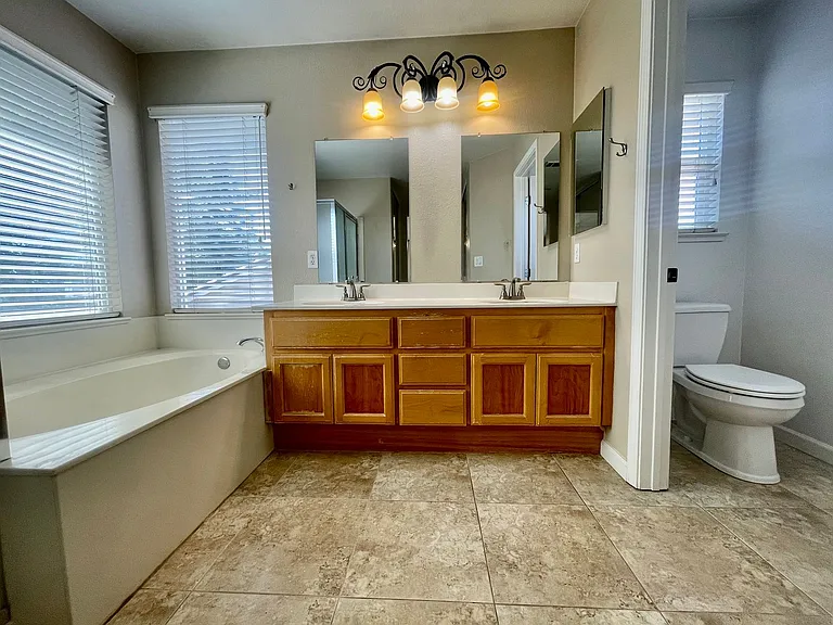 760 Cherry Tree Ct — Photo 16