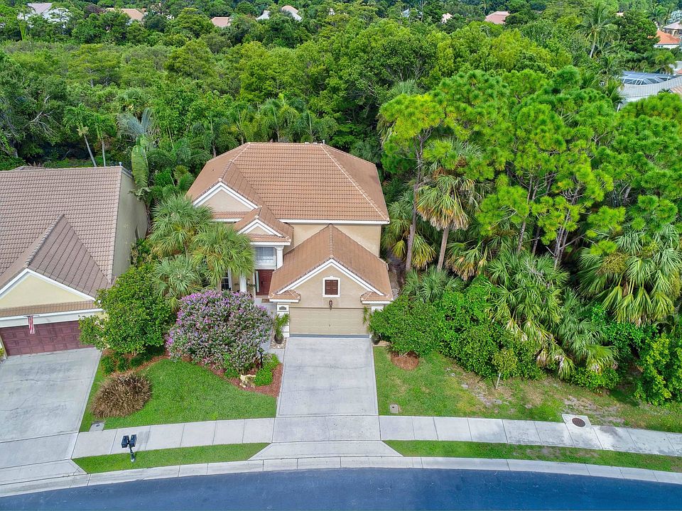 1st image of 100 Princewood Ln