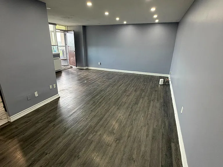180 Markham Rd #1703 — Photo 5